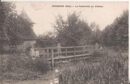 60  Songeons La Passerelle Du Chateau - Songeons