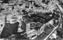 Delcampe - CPSM Dentelée - PONS (17) - Vue Aérienne Du Bourge Dans Les Années 50 - Pons