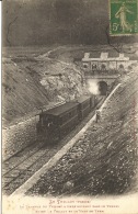 88   LE THILLOT  Le Tramway Du Thillot à Lure Entrant Dans Le Tunnel - Le Thillot