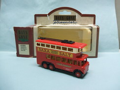 Lledo Days Gone Premier - TROLLEY BUS KARRIER E6 1928 SAXA SALT Réf. 41006 BO - Camions, Bus Et Construction