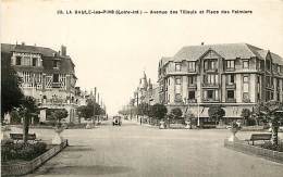 LA BAULE LES PINS AVENUE DES TILLEULS ET PLACE DES PALMIERS - La Baule-Escoublac