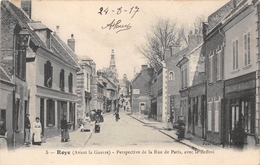 80-ROYE- ( AVANT LA GUERRE) PERSPECTIVE DE LA RUE DE PARIS, AVEC LE BEFFROI - Roye