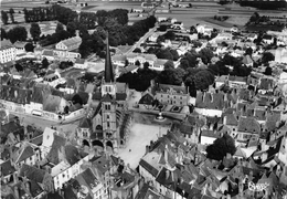 21-AUXONNE- VUE AERIENNE SUR LA PLACE D'ARMES - Auxonne