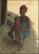 °°° 3996 - GUINE-BISSAU - MOTHER AND SON - With Stamps °°° - Guinea Bissau