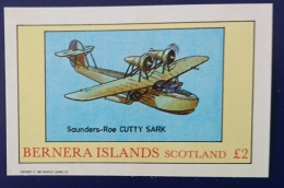 BERNERA Islands  Avion, Avions, Plane  BLOC Feuillet 2£,  ** MNH - Aerei