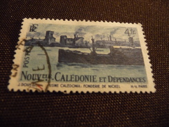 TIMBRE   NOUVELLE  CALEDONIE     N  271     COTE  1,30  EUROS    OBLITERE - Used Stamps