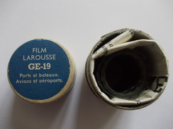 FILM FIXE Larousse GE-19 Ports Et Bateaux. Avions Et Aéroports - 35mm -16mm - 9,5+8+S8mm Film Rolls
