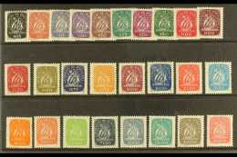 1943-49  Caravel Complete Set (SG 942/58, Michel 646/62, 725/29 & 744/47, Afinsa 617/33 & 696/704), Fine... - Other & Unclassified