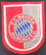 FC Bayern München GERMANY  FOOTBALL CLUB CALCIO OLD Stitching  PATCHES - Bekleidung, Souvenirs Und Sonstige