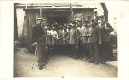 T2 1915 WWI German Soldiers, Camp, Group Photo - Non Classés