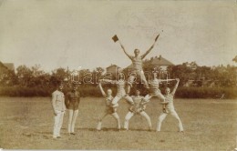 ** T2/T3 WWI Military Acrobats During Attraction, Photo (EK) - Non Classés