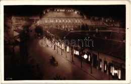 T2/T3 Komárom, Komárno; Utcakép éjjel, üzletek / Street View At Night, Shops,... - Non Classés