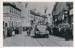 * T2 1940 Nagyvárad, Oradea; Bevonulás, Katonai Automobil és Motorkerékpár,... - Non Classés