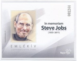 ** 2011 Steve Jobs Emlékív Alkalmi Tokban - Autres & Non Classés