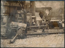 1956 Budapest, Romok A Dohány Utca Sarkán. Francia Sajtófotó / Photo From The 1956... - Autres & Non Classés