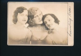 Cca 1930 Landing Sisters ElÅ‘adómÅ±vészek Fotója Zsolnai Fényképész... - Autres & Non Classés