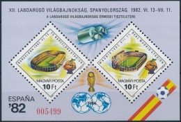** 1982 Labdarúgó VB Blokk 'A Magyar Posta Ajándéka' (30.000) / Mi Block 155, Present... - Autres & Non Classés