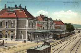 T2 Kolozsvár, Cluj; Vasútállomás, Vonat Vagonok / Railway Station, Trains, Wagons - Non Classés