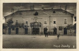 T2 1926 Érsekújvár, Nové Zamky; Szálló Az Arany Oroszlánhoz /... - Non Classés