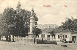 T2 Rózsahegy, Ruzomberok; FÅ‘ Tér Szoborral. Kozsehuba Dániel / Main Square With Monument - Sin Clasificación