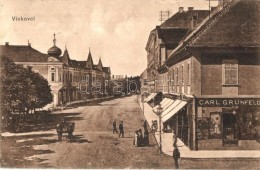 T2 Vinkovce, Vinkovci; Utcakép Carl Grünfeld üzletével / Street View With Shop - Non Classés