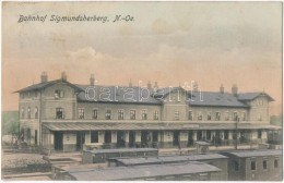 T2/T3 Sigmundsherberg, Bahnhof. Fotogr. Ferd. Hofbauer / Railway Station With Trains  (EK) - Non Classés