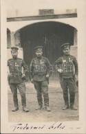 * T2 Szerb CsendÅ‘rök / Gendarmes Serbes / Serbian Gendarmes, Constabulary Policemen, Photo - Non Classés