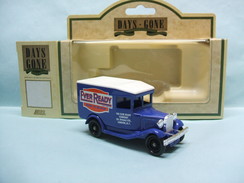 Lledo Days Gone - FORD MODEL A Van Fourgon 1934 EVER READY BO - Utilitarios