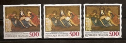 VARIETE X 3 N 2558 ** - 3 TIMBRES AVEC NUANCES COULEUR DU BLEU - ROUGE + SOL + CORPS ET HABIT ROSE OU BLANC - RRR !!! - Neufs