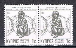 Fond Pour Les Réfugiés N°612 X 2 - Unused Stamps