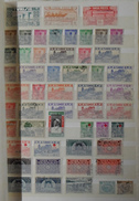 COLLECTION 460 TIMBRES OBLITERES TUNISIE - Collections (en Albums)