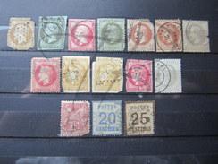 VEND LOT DE TIMBRES CLASSIQUES DE FRANCE , COTE + 2000 € !!!! (e) - Collections