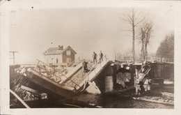 CP Photo 14-18 DUN-SUR-MEUSE - Un Pont Détruit (A170, Ww1, Wk 1) - Dun Sur Meuse