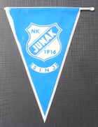 NK JUNAK SINJ, CROATIA FOOTBALL CLUB, CALCIO OLD PENNANT - Habillement, Souvenirs & Autres