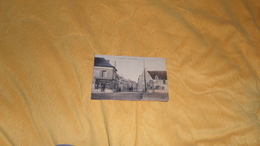 CARTE POSTALE ANCIENNE NON CIRCULEE DATE ?. / ECOUCHE.- LA RUE NOTRE DAME. - Ecouche