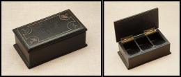 Boîte En Bois Gainé Cuir Noir, Dorure Au Fer, 3 Comp., 115x60x40mm. - TB - Stamp Boxes