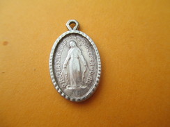 Médaille Religieuse/Petit Modéle/O Maria Sine Labe Concepta / Premier Moitié Du XXéme                             CAN320 - Religion &  Esoterik