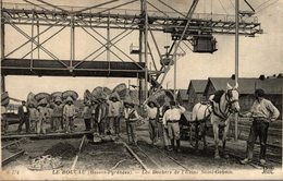 LE BOUCAU LES DOCKERS DE L'USINE SAINT GOBAIN - Boucau