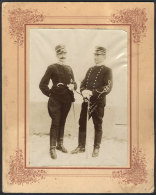 Circa 1900: Spectacular Original Photograph Showing 2 Army Officers, Size 12.3 X 17.3 Cm, Very Nice And Decorative! - Autres & Non Classés