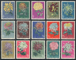 Sc.542 + 546/559, 1960/1 Chrysanthemums, 15 Values Of The Set Of 18, Mint With Toned/oxidized Gum (can Be Washed... - Sonstige & Ohne Zuordnung