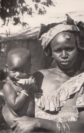 Afrique - Sénégal - Jeune Fille Et Bébé - Ethnie Wolof - Sénégal