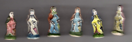 LOT 6 Fèves FEMME élégante Au Parapluie - CRECHE - SANTONS De Différentes Séries - Santons