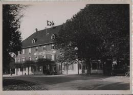 Hotel Restaurant Bad Bubendorf Mit Autos Oldtimer - Photo: C. Grauwiller - Autres & Non Classés