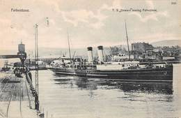 05841 "FOLKESTONE - T.S. ONWARD LEAVING FOLKESTONE"  PORTO, ANIMATA. CART NON SPED - Bancos