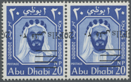 Abu Dhabi: 1966 New Currency 20f. On 20n.p. Ultramarine, Variety SURCHARGE INVERTED, Horizontal Pair (Sheet Pos. R5/5-6) - Abu Dhabi