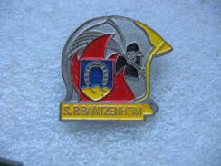 Pin's Des Sapeurs Pompiers De La Commune De Bantzenheim (Dépt 68) - Pompiers