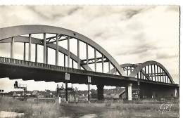 ACHERES - Le Pont Routier - La Gare - 10.004 - GUY - Acheres