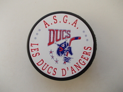 - Palet De Hockey. A.S.G.A. DUCS. Les Ducs D'Angers - - Other & Unclassified