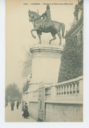 PARIS - Statue D' Etienne Marcel - Statues