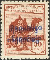 DEPENDENCIAS POSTALES ESPAÑOLAS. Sáhara. ** MNH 41Bhhi 30 Cts Castaño. SOBRECARGA DOBLE, UNA INVERT - Sahara Spagnolo